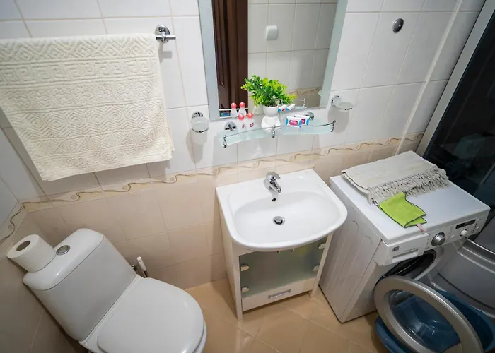 The Family Courtyard - Very Large 2bd By Flat Manаger 公寓 *