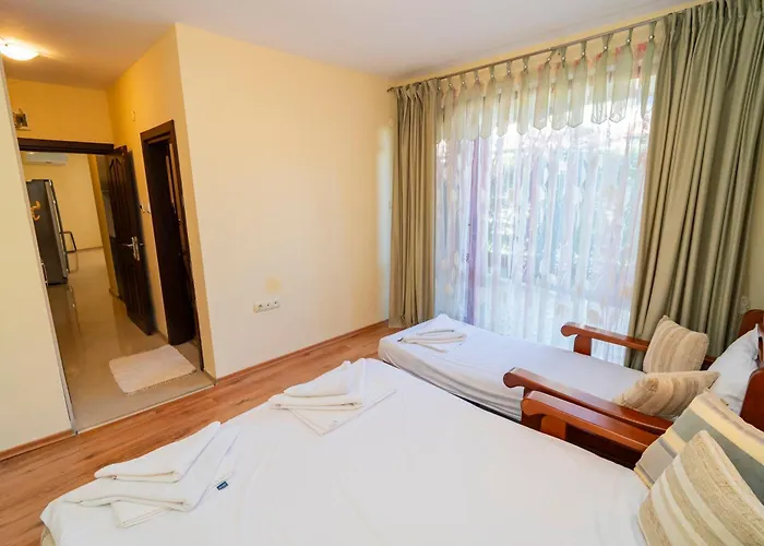 公寓 The Family Courtyard - Very Large 2bd By Flat Manаger 拉夫达